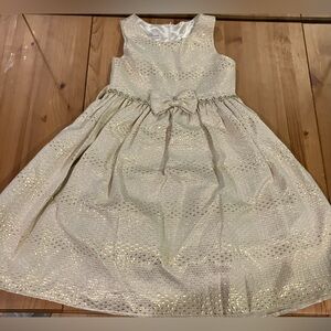 EUC Couture Princess Elegant Cream Kids Dress with Bow Size 10 Kids